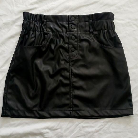 Black leather  skirt/ CI SONO. Sice L - Picture 1 of 7